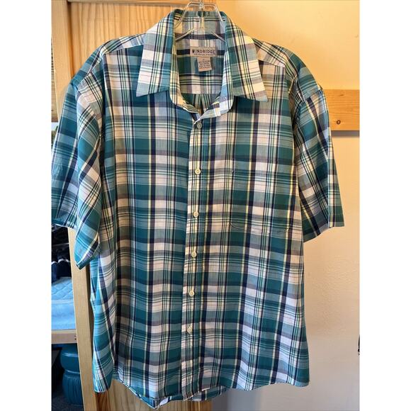 Windridge men’s L Green plaid short sleeve button down polyester blend shirt - Picture 9 of 13